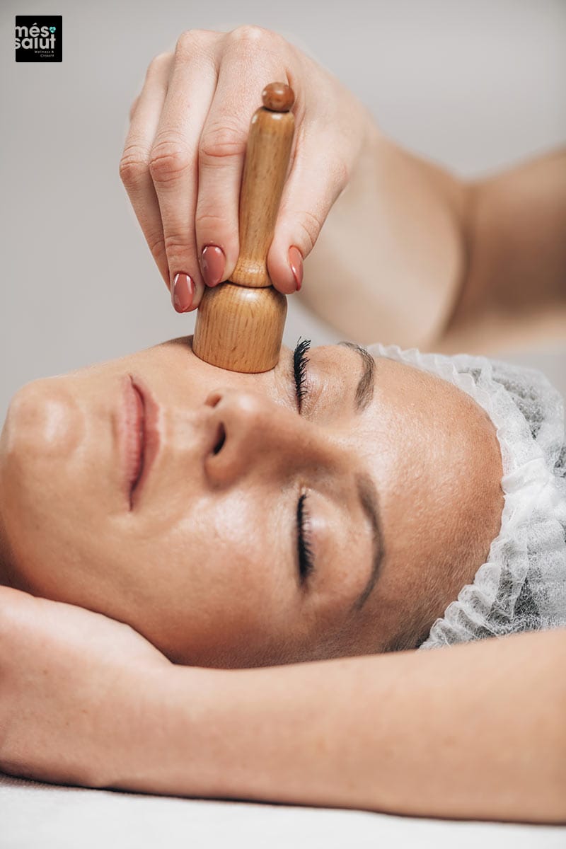 Maderoterapia facial